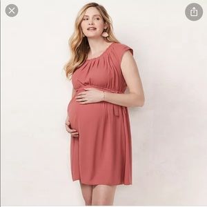 Pink maternity dress. Great to wear to work or anywhere, very comfortable!